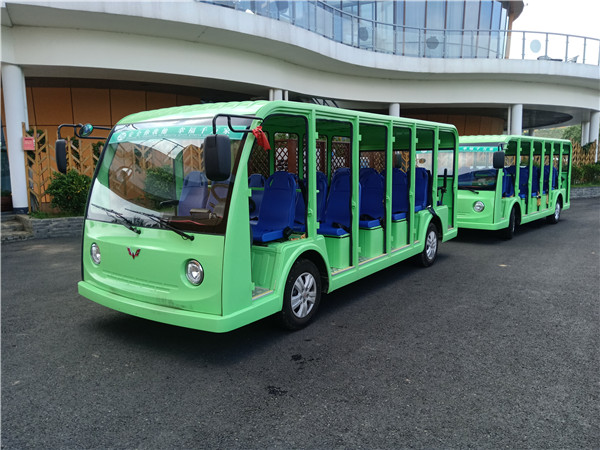 五菱L100-23座燃油觀光車